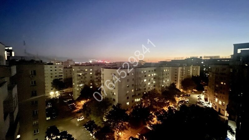 Unirii, zona Alba Iulia, Decebal, central, 2 camere, renovat, bloc 2000.